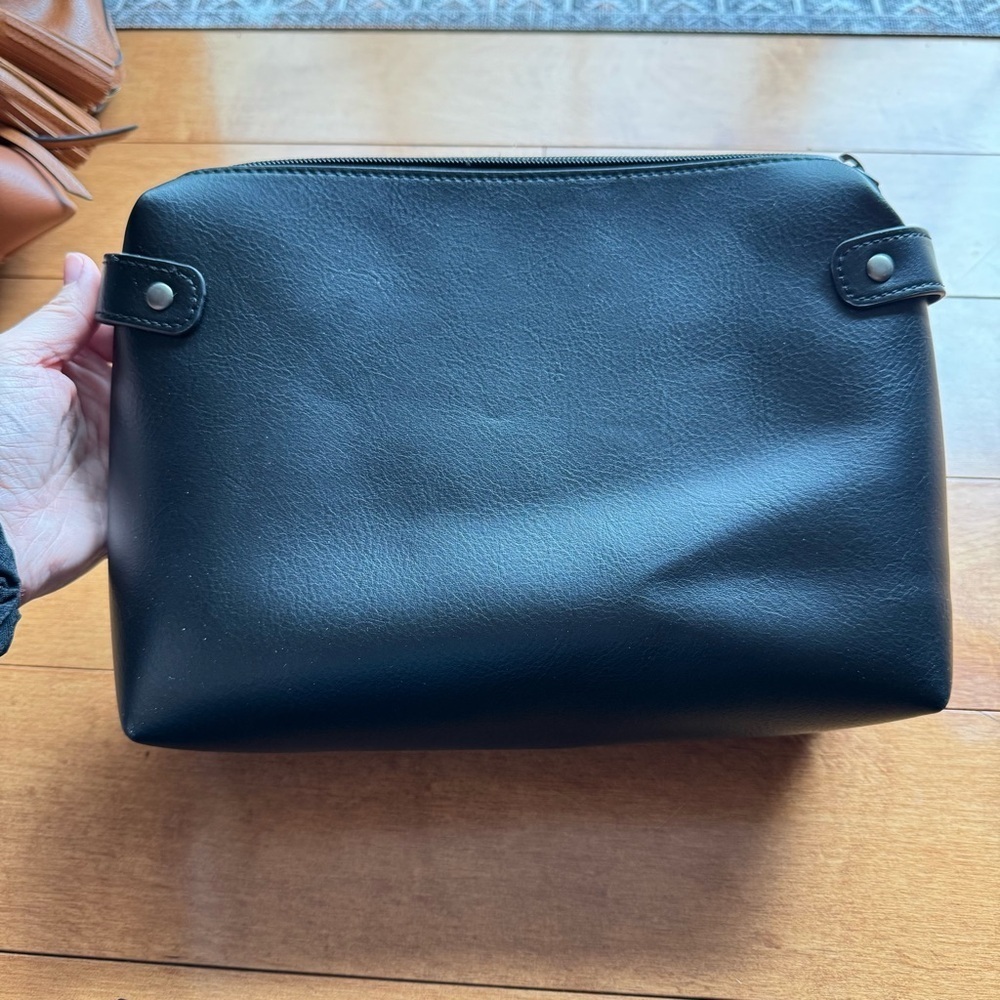 Pixie Mood Black Tote Bag Sleek Structured Design - Picture 3 of 6